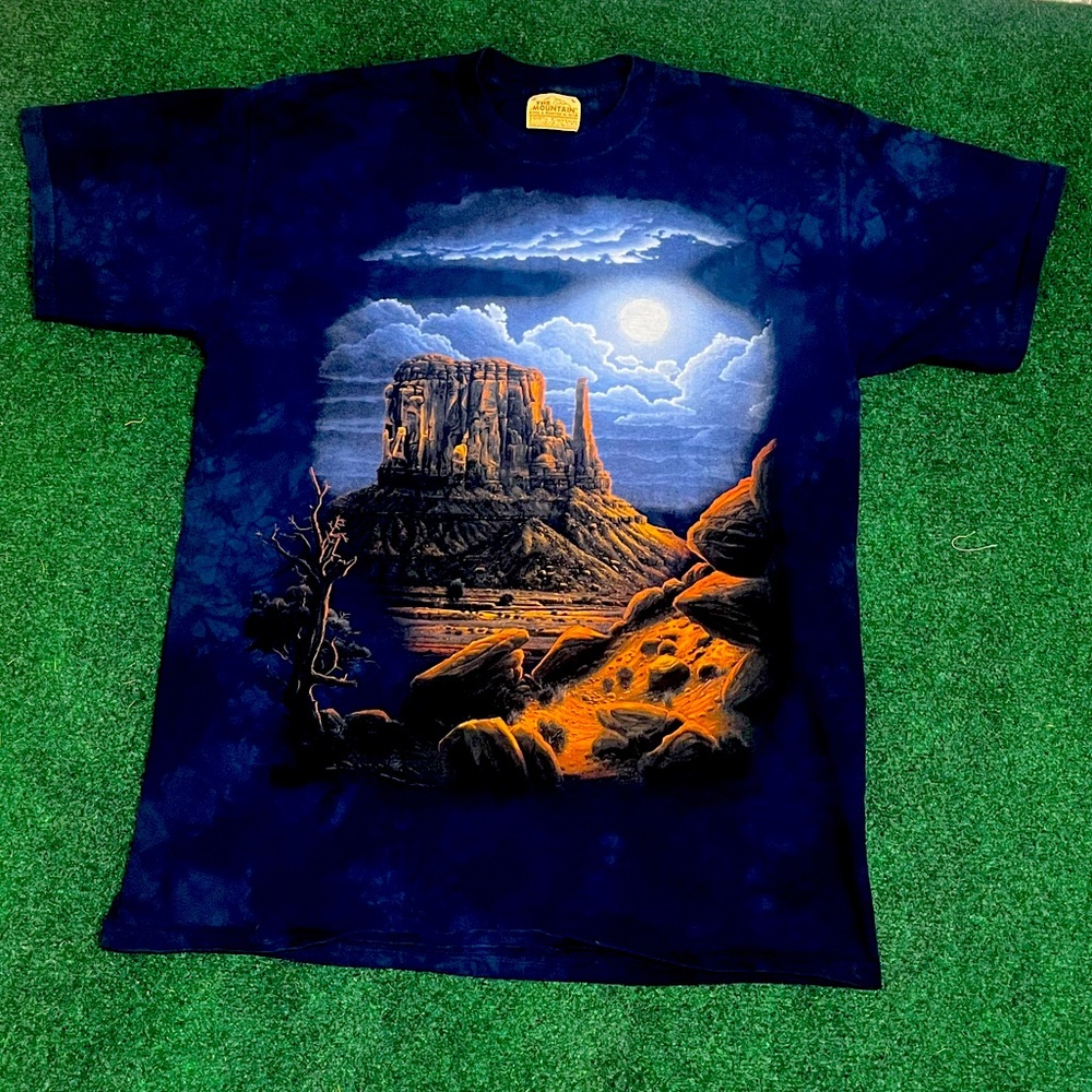 Vintage  90's The Mountain AOP  T-Shirt